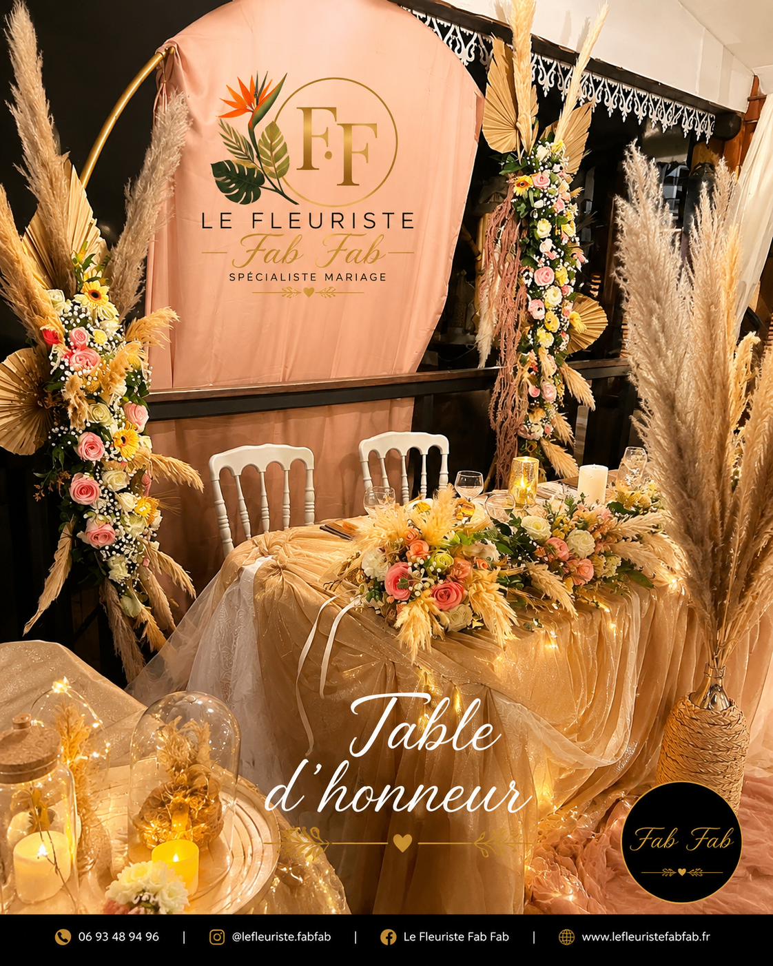 Backdrop floral et table d'honneur aux pampas dorées